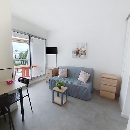 Apartment Les Flamants Roses-5 By Interhome ลา กร็องเดอ-ม็อต ภายนอก รูปภาพ