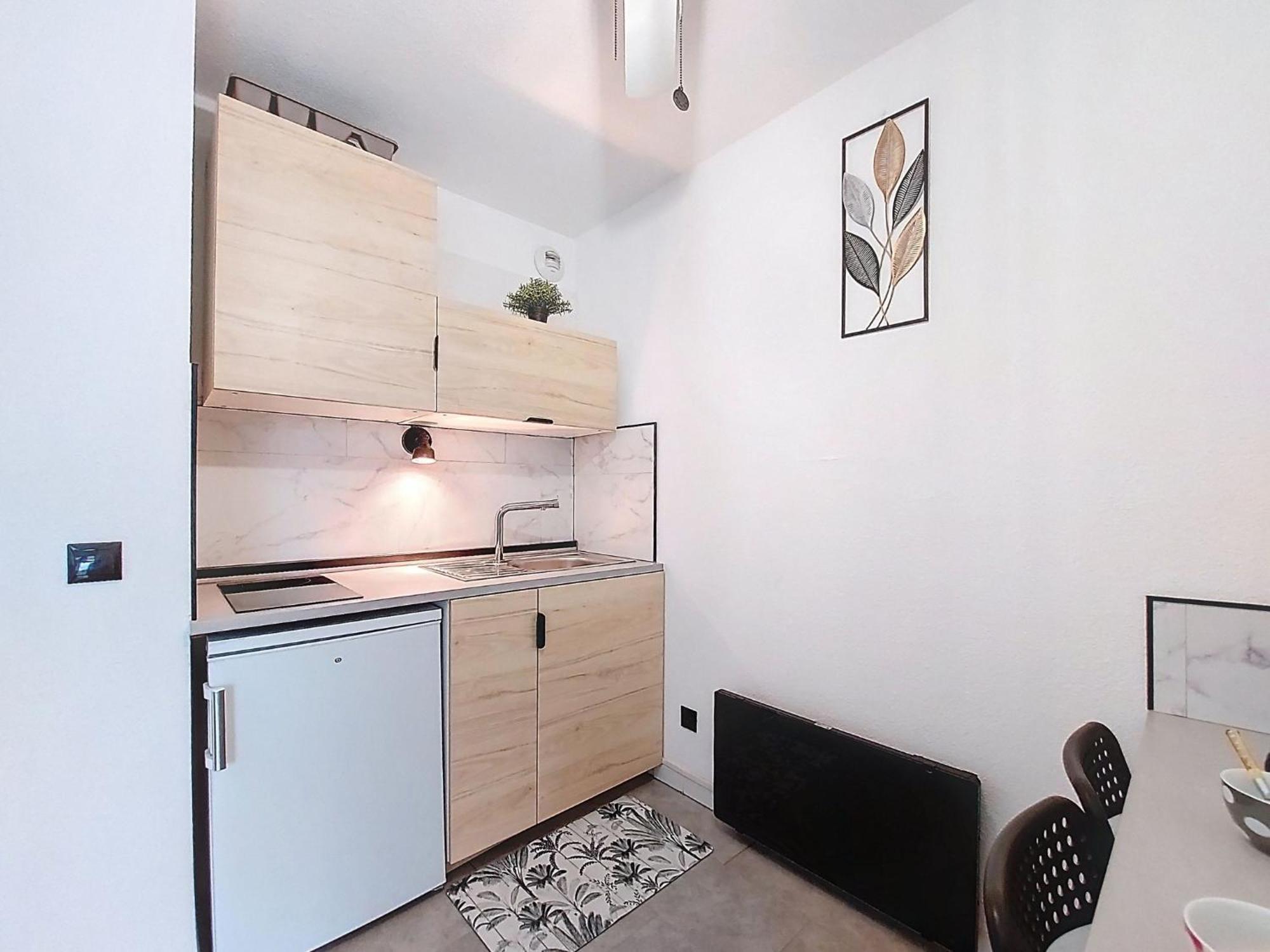 Apartment Les Flamants Roses-5 By Interhome ลา กร็องเดอ-ม็อต ภายนอก รูปภาพ